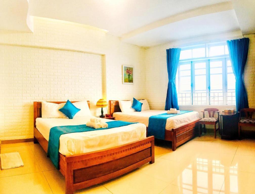 Whale Ocean View Hotel Дананг Экстерьер фото