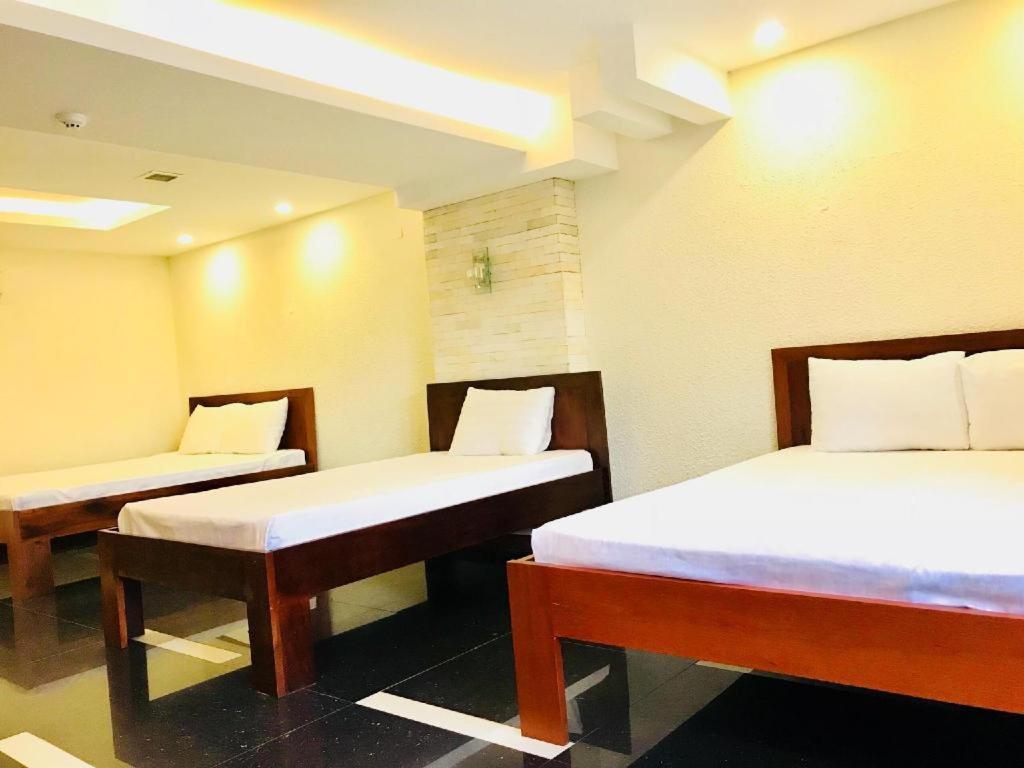 Whale Ocean View Hotel Дананг Экстерьер фото