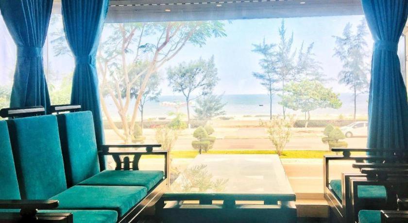 Whale Ocean View Hotel Дананг Экстерьер фото