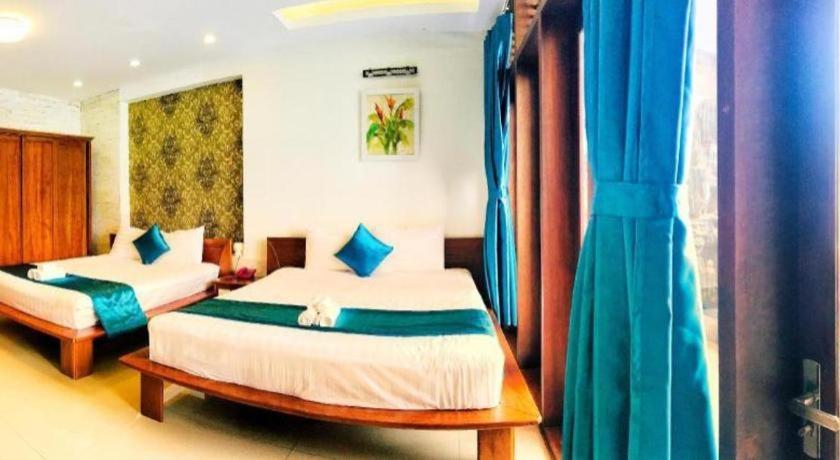 Whale Ocean View Hotel Дананг Экстерьер фото