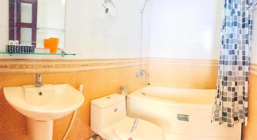 Whale Ocean View Hotel Дананг Экстерьер фото
