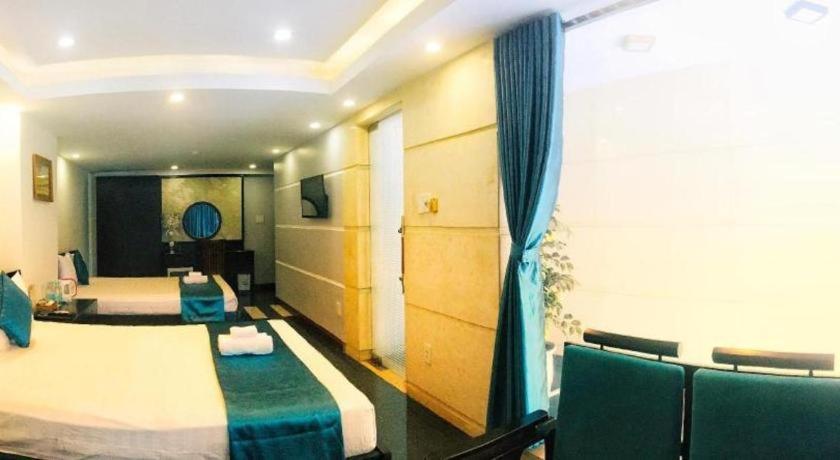 Whale Ocean View Hotel Дананг Экстерьер фото